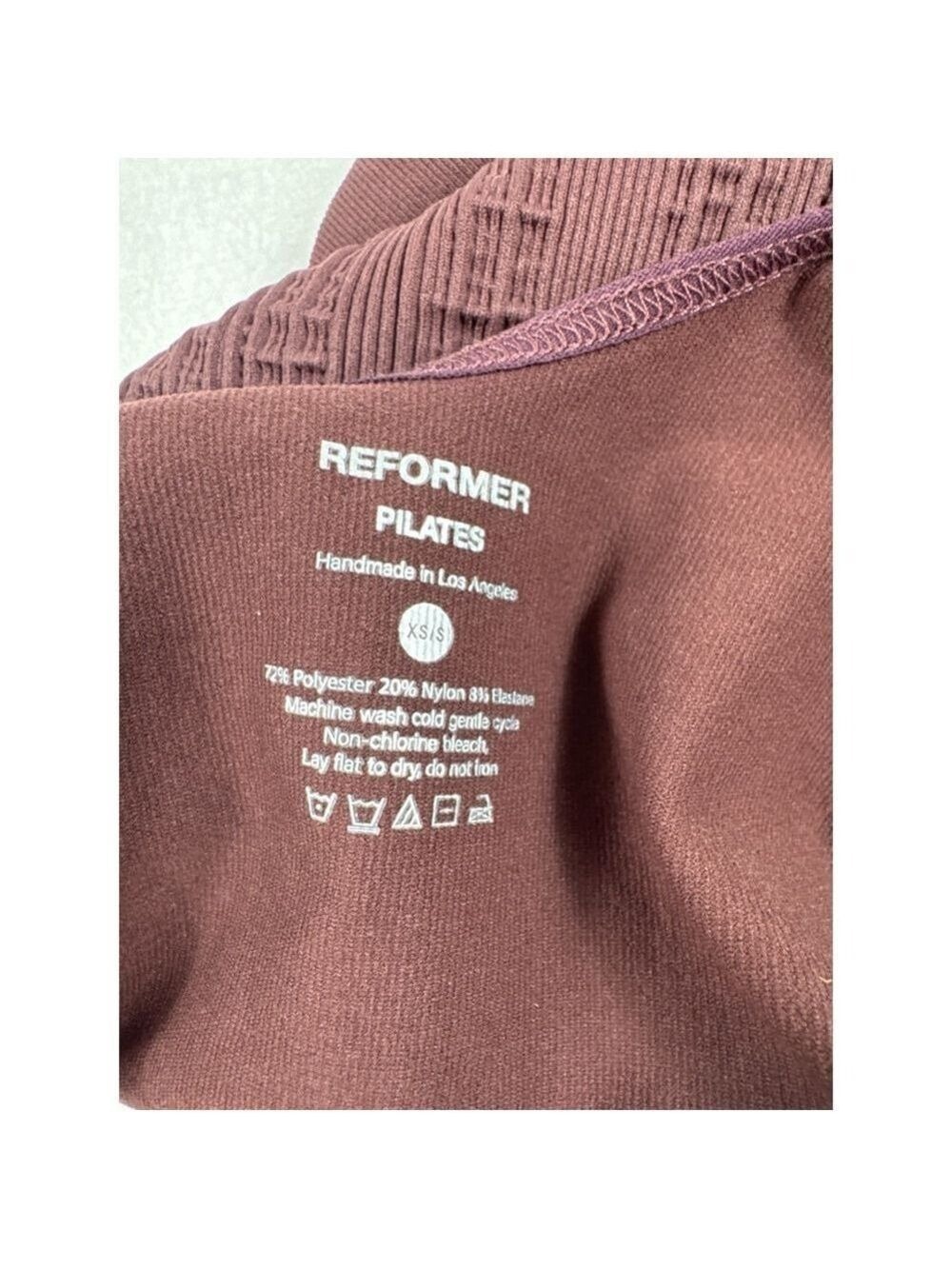 New! Women's Reformer Pilates Sports Bra XS/S Maroon - Picture 4 of 4